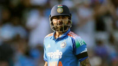 1790421605 virat kohli