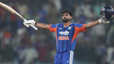 1791386562 shreyas iyer