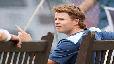 third test england practice session