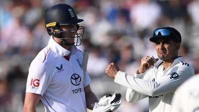 zak crawley shubman gill